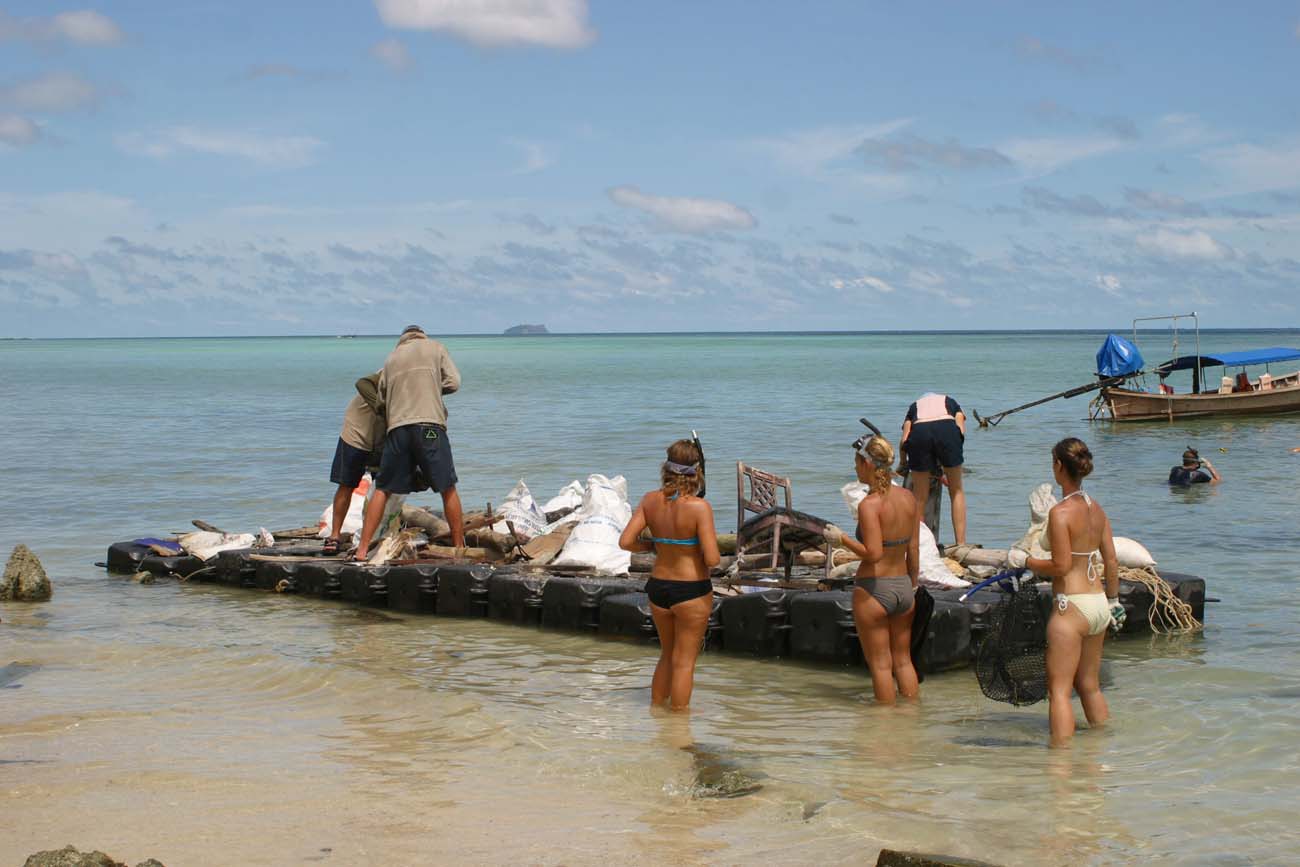 Water clean up in the bay